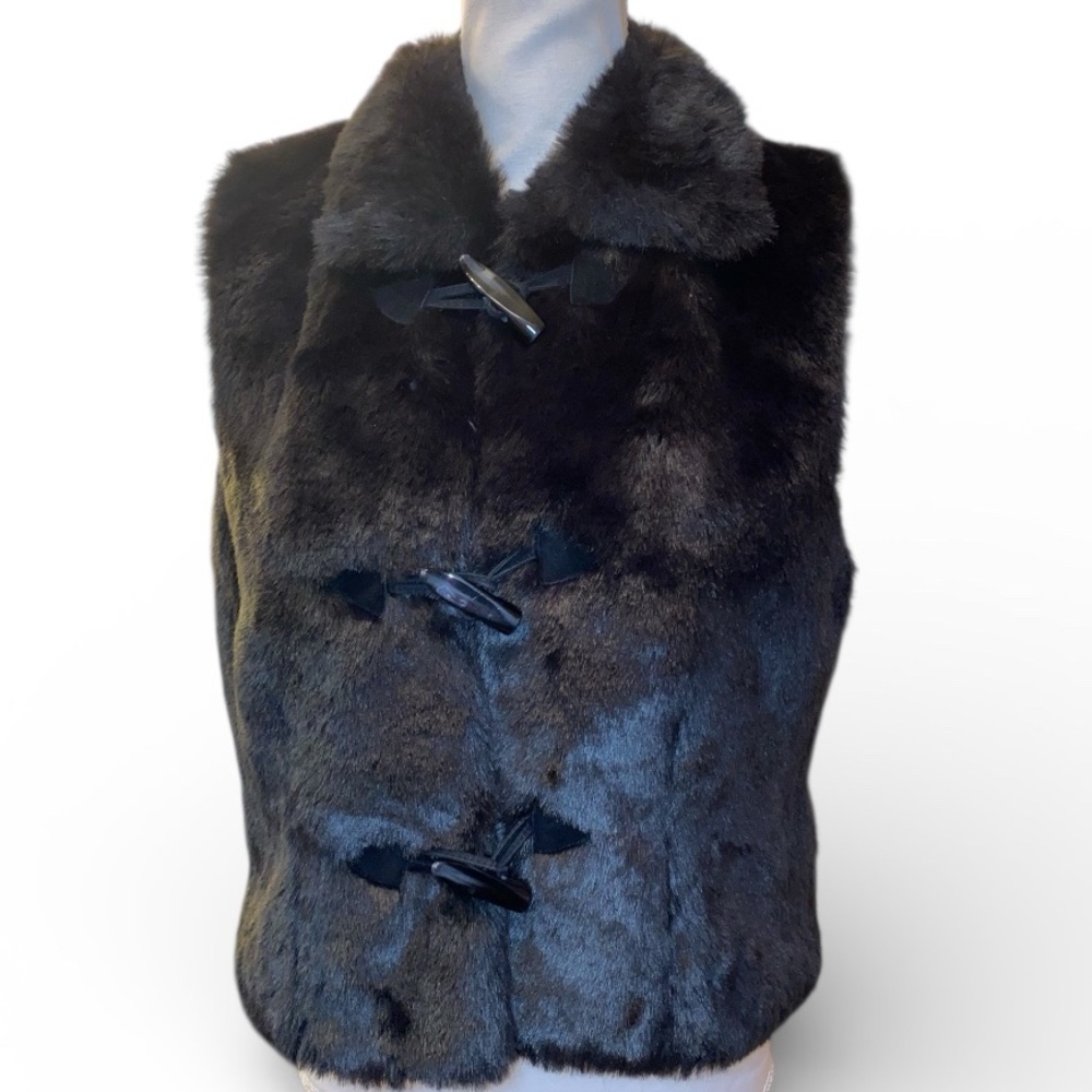 METRO 7 Faux Fur Cold Weather Vest Three Loop Closures in Solid Black SZ  LG